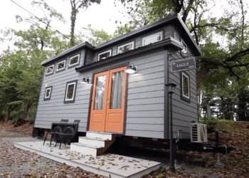 Turned Tiny - The Business of Tiny Homes - Documentary Review