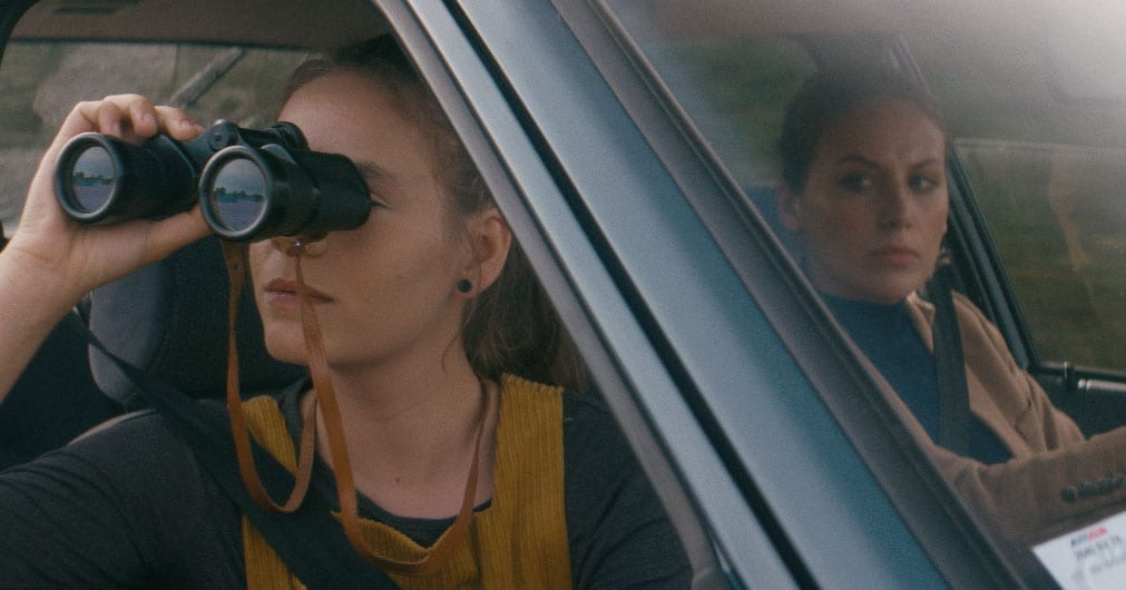 Une Paire de Jumelles (The Binoculars) - Short Film Review - Indie Shorts Mag
